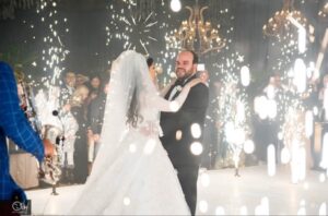 Mohamed Abdel Rahman Instagram - ربنا مايحرمني منك ومن اولادنا يامراتي وحبيبتي وفرحة عمري كله وربنا يباركلي فيكم ودايما مستحملانا كلنا يا اصيله يا جدعه يا أجمل حاجه في عينيا يا فرحة حياتي ...بحبك❤️