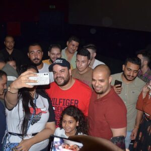 Mohamed Abdel Rahman Instagram - من امتع اللحظات اللي ف حياتي اللي بشوف فيها الفيلم مع الجمهور في السينمات ❤️🙏🏻
#الخطة_العايمة حالياً بجميع دور العرض#محمد_عبدالرحمن
