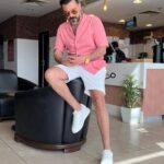 Mohamed Ragab Instagram - #الي_معاه_ربنا_بيمشي_علي_الماية وكل سنه وانتم طيبين وبالف خير وعيد سعيد عليكم🤲💕