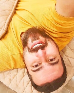 Mohsen Kiaei Instagram - من‌به دستان تو پل بستم‌به زیباتر شدن  از تو میخواهم از این هم با تو تنها تر شدن