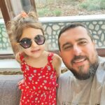 Mohsen Kiaei Instagram - بوی بهار می شنوم از صدای تو نازکتر از گل است گل ِ گونه های تو
