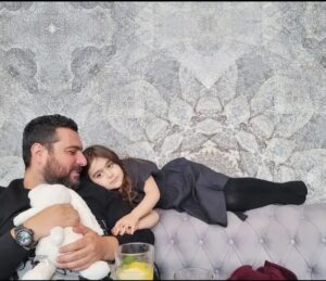 Mohsen Kiaei Instagram - دخترم ،جانم ❤🌹