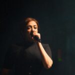 Monali Thakur Instagram - Moments always…🧡🤍 . . #monali #monalithakur #monalilive #indiadiaries #vocals #music #allthewayup