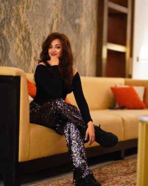 Monali Thakur Instagram - Few more ♥️🤍🌸🧚🏻‍♀️..
.
.
#monali #monalithakur #posing #candid #joy #love #indiadiaries