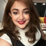 Monali Thakur Instagram - Pre gig photo dump 🌸🤍🧚🏻‍♀️♥️🌺.. . . #monali #monalithakur #monalilive #redlips #love #selfietime #cheers