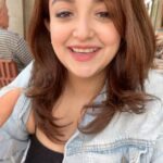 Monali Thakur Instagram - Bukhaar ne taar kaatdi phir se Zürich mein 😛🤓.. . . #monali #monalithakur #the #reality #madness #in #switzerland #friends #mini #vacay #with #fever #notimetowaste
