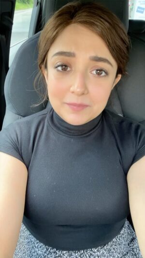 Monali Thakur Instagram - Ji.. gaddi charge ho gayi! 🧚🏻‍♀️…
.
.
#monalithakur #monali #electriccar #charging #boredom #singing #justlikethat #to #kill #time #swissdiaries #love #theweather #mountains #shortstay