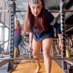 Monali Thakur Instagram - #deadlift #forever #favourite #monali #monalithakur #lift #workout #focus #goodnight #all #sweat