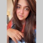 Monali Thakur Instagram - Sunday #workday … but still bored 😛😋.. . . #monali #monalithakur #nomakeup #workday #preworkout #nap #diverse #blessed #life #hello #everyone #readyformonday ?