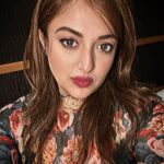 Monali Thakur Instagram - The world of vhs.. 📺 . . #monali #monalithakur #selfietime #indiapictures #owningit #livingit #hola