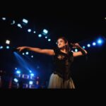 Monali Thakur Instagram - The paradox is in the midst of hundreds of thousands of you on stage is where I feel at ease the most and not conscious about what anyone’s gonna think of me if I do something.. crazy as it may sound! I feel free from all the human mind games.. I feel safe and my real self.. it might not make sense to many.. but it makes the most sense to me..🤍.. . . #monali #monalithakur #performingarts #music #entertainment #nirvana #happiness #grateful