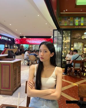 Mun Ka-young Instagram - DEZEMBER