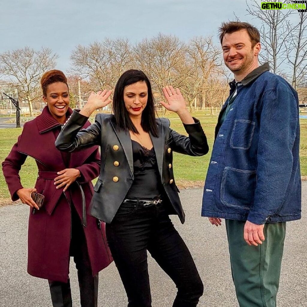 Morena Baccarin Instagram - What a ride! Enjoy our last episode tonight of #theendgame @nbc. Thank you to all that worked so hard to make this happen. It wasn’t easy. But it was fun. 🔥 💥
