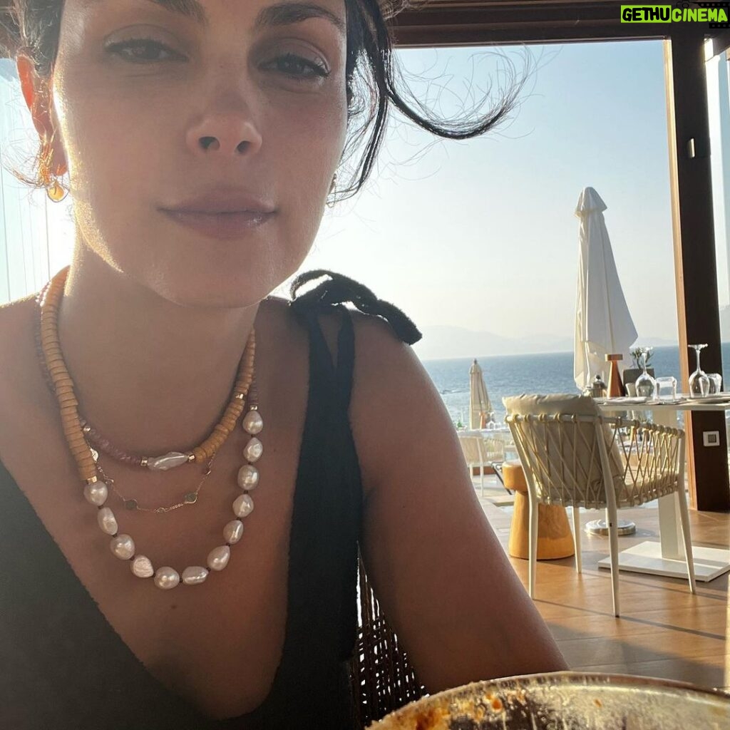 Morena Baccarin Instagram - In my mind I’m still in Greece.