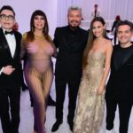 Moria Casán Instagram - Repost @maxi_cardaci #LosPersonajesDelAño2023 @revistagenteok @moria_laone 💋💥👏🏻👏🏻👏🏻 @alanturek 💪🏻