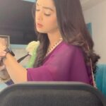 Mugdha Chaphekar Instagram - When there’s time between scenes.. It’s time for some music! @d2csale @d2cecommerce