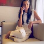 Mugdha Godse Instagram - The ‘Bataaiye’ series…. 😆😉😄 Started with my effort to be formal turned into a funny ritual amongst my Belly Sangat Family… with the blessings of my beloved Master ‘Tarneivji’ … creativity flows ❤️🙏🏽 Feel free to make your own version of ‘the Bataaiye series’ 😊😊😊 and tag me 😜 Let the creativity flow…. Location courtesy : @jwmarriottjuhu #bellymaster #Tarneivji #gratitude #love #Sangat #bellyfamily #Bellygroup JW Marriott Mumbai Juhu