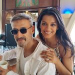 Mugdha Godse Instagram - US ❤️… Thank you !@hemantjkhendilwal For the lovely click… #gratitude #love #blessed.. South Goa