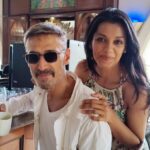 Mugdha Godse Instagram - US ❤️… Thank you !@hemantjkhendilwal For the lovely click… #gratitude #love #blessed.. South Goa