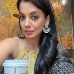 Mugdha Godse Instagram – No filter post 🌺🌹
PS : make up is a natural filter 😜🙄
#fun #shoot #metime #coffee #latte #gratitude #grateful #happiness #love #lovewhatyoudo #dowhatyoulove #silence #bliss #be #divine