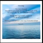 Mugdha Godse Instagram - Chanting 🙏🏽🙏🏽🙏🏽 In the words of my beloved Master! To learn about transforming practices and teachings of my Master ‘Tarneiv’ Ji… 🙏🏽🙏🏽🙏🏽 Follow @belly_group #tarneivji #bellygroup #bellymaster ##gratitude #love #divine #be #happy #bliss #belly #happiness #peace #joy #chanting #omnamobhagavatevasudevaya💕🌹🌷🙏 #onbv PC: @__anneeka__ Music: @aviraasmusic