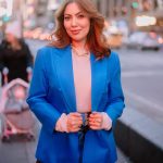 Munmun Dutta Instagram – Strutting around in Times Square in another stunning look created and put together by @sandeepravi89 and @maisontai  where he used a gorgeous blue kanjeevaram silk into this tailored blazer that fits and looks just perfect 😍 
India meets the west 🇮🇳 🇺🇸 

.
Designer and stylist @sandeepravi89 @maisontai 
Photography 📸 @swapniljunjare 
Makeup and Hair @iamkanwalbatool 
Shoot coordinated by @silk_angels 

#munmundutta #masontai #indiameetswest #fashionshoot #newyork #timessquare #travelmemories Times Square Manhattan, New York