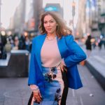 Munmun Dutta Instagram – Strutting around in Times Square in another stunning look created and put together by @sandeepravi89 and @maisontai  where he used a gorgeous blue kanjeevaram silk into this tailored blazer that fits and looks just perfect 😍 
India meets the west 🇮🇳 🇺🇸 

.
Designer and stylist @sandeepravi89 @maisontai 
Photography 📸 @swapniljunjare 
Makeup and Hair @iamkanwalbatool 
Shoot coordinated by @silk_angels 

#munmundutta #masontai #indiameetswest #fashionshoot #newyork #timessquare #travelmemories Times Square Manhattan, New York
