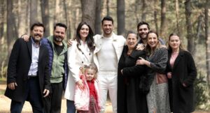 Murat Yildirim Instagram - Biz büyük bir aileyiz “RAMO” ailesi, bugün itibarı ile ailenin bireyleri farklı yerlere gidecekler ama gönlümüz hep birlikte olacak...Teşekkürler bu işte emeği geçen bütün ekip arkadaşlarım,teşekkürler BKM, teşekkürler Show Tv ve bizi izleyen bütün seyirciler, RAMO fan club, Rambel fan club (şerbetli baklavalarım), sizi seviyorum... We are a big family, RAMO family members will go their separate ways as of today, but our hearts will always remain together. Thanks to all my teammates in this project, thank you BKM, thank you Show TV,  and thank you our lovely & loyal audience, RAMO fanclub, Rambel fanclub ( my sherbet baklavas), I love you all.. شكرا من القلب لكل من ساهم بانجاح هذا العمل ، شكرا لكل المتابعين والفانز من كل انحاء العالم  على دعمكم وتشجيعكم لنا .. 
إني فخور جدا بحبكم الكبير لنا .
 بالتوفيق  والنجاح لكم ان شاءالله ....