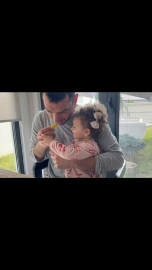 Murat Yildirim Instagram - Kayınpeder yanlışlıkla paylaşınca tansiyonu yükselmiş 😊 biz de paylaşayım ki tansiyonu düşsün 😊😊 Miray’dan sevgilerle ♥️