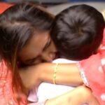 Myna Nandhini Instagram - #VOTEFORMYNA இன்பம் துன்பம் எது வந்த போதிலும் தன் அருகில் வைத்து அனைத்து கொள்கிறது தாய்மை