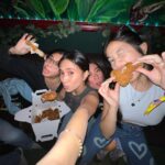 NIKI Instagram - krispy krunchy karaoke 🍗
