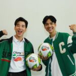 Nachat Juntapun Instagram - คิดถึงเพื่อนโอ้มากเลย ไม่เจอกันนาน กลับมาทั้งทีต้องเจอกันที่งานช้างเท่านั้น เชียร์บอลโลกจบไปแล้ว ขอชวนเพื่อนโอ้มาเชียร์บอลมหาลัยบ้าง นี่เลย!! Chang U-Champion Cup ที่ปีนี้พวกผม 2 คนและช้างมีรางวัลในฝัน จะพาน้องๆทีมแชมป์ไปสัมผัสประสบการณ์ระดับโลกถึงอังกฤษกับสโมสรเลสเตอร์ ซิตี้ ตั้งใจเตะกันน้าาา ผมกับเพื่อนโอ้เป็นกำลังใจให้ เพราะผมอยากไปอังกฤษแล้วโว้ยยย 🤣🤣🤣🤣🤣 ฝาก FC ทุกคนไปติดตามการแข่งขัน Chang U-Champion Cup และ ไปเล่นกิจกรรม ส่งเสียงเชียร์มหาวิทยาลัยของพวกเราได้ที่ Facebook : Chang World ช้างมีของรางวัลเจ๋งๆเพียบเลย ไปเล่นกันด้วยนะ! #ChangUChampionCup2023 #CheerChangUCC #ช้างฟุตบอลมหาวิทยาลัย