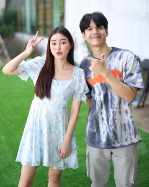 Nachat Juntapun Instagram - 🤍🌻คนแรกที่หนูออกช่อง YouTube คือ พี่นิกกี้ 🤍🌻 เป็นคนที่สําคัญมากๆที่ทำให้เอวามีทุกวันนี้เลยจริงๆ 🤍🌻 ไม่ว่าอะไรจะเกิดขึ้นก็จะอยู่ข้างๆพี่ชายคนนี้เสมอ 💙
อย่าลืมไปดูคลิปใหม่ในช่อง sunflowava & nickynachat เมื่อพี่นิกกี้ ปะทะ พี่เนท ครั้งแรก  บอกเลยฮากระจายค่ะ 🤣💕
