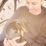 Nadia Toffa Instagram - Buongiorno miei cari...”Puoi conoscere il cuore di un uomo già dal modo in cui tratta gli animali” (cit). Pene molto più severe a chi fa del male a queste creature meravigliose e indifese. Danno amore incondizionato sempre, sono speciali esserini. Amo Totó. Un abbraccio a voi e ai vostri fedeli compagni pelosi 🙏🏿#amore #tenerezza #gioia #animals #totó