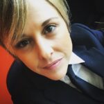 Nadia Toffa Instagram - Fuori piove! Non è una brutta giornata, è solo una giornata con pioggia! 🙂 #buonadomenica #leiene #civediamostasera #anchelapioggiahailsuofascino Cologno Monzese, Italy
