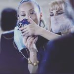 Najwa Nimri Instagram - @premiosmin …estamos nominados a mejor videoclip #estoesmasqunvideo gracias @canadacanadacom @ester_exposito @keinaartica y sobre todo @barbibari #MUÑEQUITALINDA
