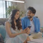 Nakuul Mehta Instagram - Shot a kickass campaign for a brand we love and have been using since day 1 for Sufi but the client decided to keep our personal chatter before the take 😳 #DekhKeHiMaanenge #Pampers #AllRoundProtection #PampersForBabies #AllNightSleep