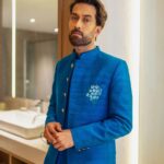 Nakuul Mehta Instagram - Ready to VADODRA 🥣🩵💙 At the 2nd IIMUN Championship . . पोशाक @muksweta स्टाइल @stylingbyvictor तस्वीर @iammeetmb म.उ.ए @malcolm_m_fernandes @nilamjadhav1086