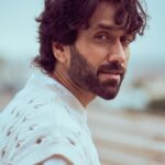 Nakuul Mehta Instagram - महफ़िल 🤍 . . @dieppj * @zeeshanali.pk