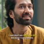 Nakuul Mehta Instagram - Nakuul, yaar ❤️. This is one of those moments of the show that made me (@tanejamainhoon) tear up no matter how many times I saw it on edits. Not only because of Nakuul's honesty and vulnerability, because I have faced this exact thing myself. It was the hardest for me to tell my male friends that I was going through something because I didn't know who would understand, or who would give me the space to just.. share. Once I overcame my own fears around this in therapy, Nakuul became one of the few people I shared with. Because of the soul he has, and the generosity he has, and the fact that he does not judge me or anyone else. And I'm so grateful that he used the show (and our friendship) to express himself too. I love you, Nakuul 🤗 This is a special episode. Please don't miss it on @beamanyaar on YouTube.com/WeAreYuvaa ❤️ Supported by @rnp_foundation UNFILTERED podcast available on @amazonmusicin Associate partners @maybelline_ind & @themancompany . . . . #WeAreYuvaa #5YearsOfYuvaa #NakuulMehta #BeAManYaar #beamanwithnikhiltaneja #beaman #talkshow #positivemasculinity #nakuulmehta #nakuuljankee #nakuulforever