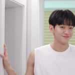 Nam Yoon-su Instagram - 조금 있다가 만나요. 8시30분 KBS2 .