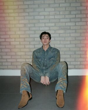 Nam Yoon-su Instagram - 👖.
LEVI’S® x DENIM TEARS
@levis_korea