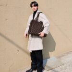 Nam Yoon-su Instagram - It's My Bag.👜. #광고 @prada 트라이앵글의 변신!! 기하학적이고 모던하게 재해석한 #PradaSymbole
