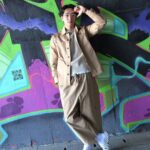 Nam Yoon-su Instagram - 크록스의 새로운 에코 컬렉션과 함께 나만의 힙한 캠퍼스 룩으로 활기찬 신학기 시작해봐요 🙌 #광고 #크록스 #지비츠 #crocs @crocskorea