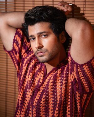 Namish Taneja Instagram - I wasn’t lucky. I deserve it.
.
.
.
.
.

📸 @deepak_das_photography @kakali_das_photography 
Styling: @shalu_jaiswani 
🖌 @makeup_artist_dipak_nayak_ 
Hair: @hmu_by_rb 

#allbecauseofmyfans
