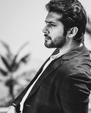 Namish Taneja Instagram - Aise he bas mann kiya 🖤 
#allbecauseofmyfans