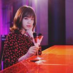 Nanase Nishino Instagram - YSL BEAUTY ルージュ ピュールクチュール ヴェルニウォーターステインの新色発売記念イベントに行って来ました。 リップバー素敵でした〜。こちらの占いで2本のリップカラーを選んでいただきましたので使いたいと思います✌️🦀 #yslbeauty #ヴェルニウォーターステイン