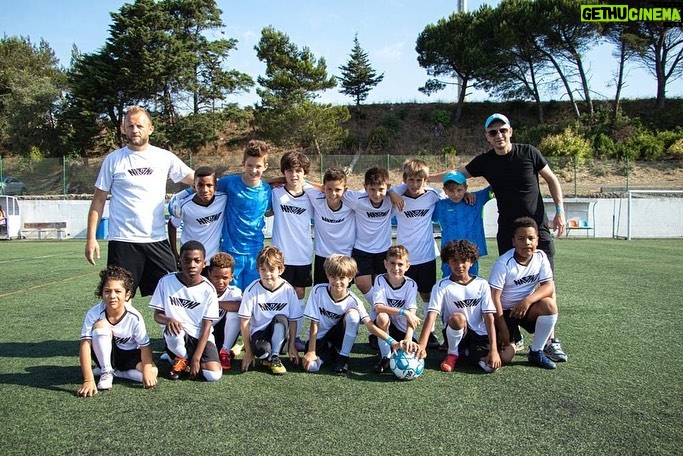 Nani Instagram - Memórias de dois dias incríveis, com muito futebol e diversão 📸🤩🏆⚽️ #NaniOriginsCup #Massama #football #torneio #family #origins #portugal Complexo Desportivo Real Sport Clube