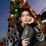 Naravit Lertratkosum Instagram - Coach launches ’Coach Holiday Pop Up‘ to celebrate the festive season at ICONSIAM. Catch sight of the Christmas tree and various photo corners set up by Coach to welcome visitors, providing a unique experience and creating an atmosphere of celebration to usher in the new year. #CoachHoliday #CoachNY #iconsiam