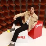 Naravit Lertratkosum Instagram - Let's enjoy the Fail/Winter 2023 collection with Camper. มาครีเอตสไตล์สนุกๆไปกับรองเท้าคอลเลกชันใหม่จากแคมเปอร์ และแวะชมร้านแคมเปอร์โฉมใหม่ได้ตั้งแต่วันที่ชั้น 1 โซน Beacon ศูนย์การค้าเซ็นทรัลเวิลด์ @camper_thailand #camperfailwinter2023 #FW23 #camperthailand